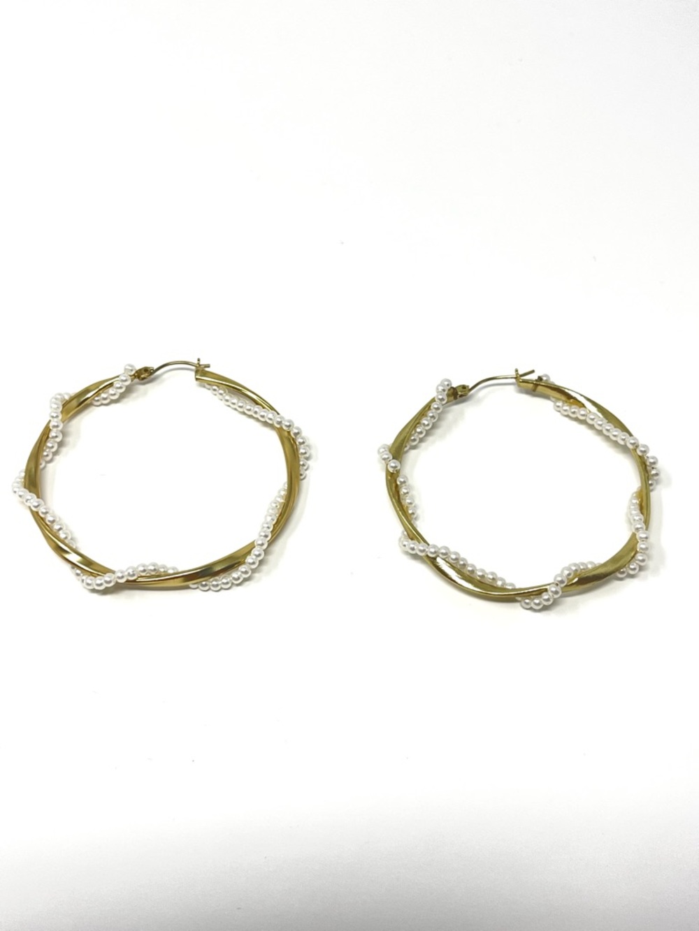 New Anthropologie Pearl Band Design Hoop Earrings Gold